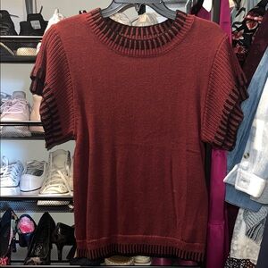 Women's Red and Black Knit Top